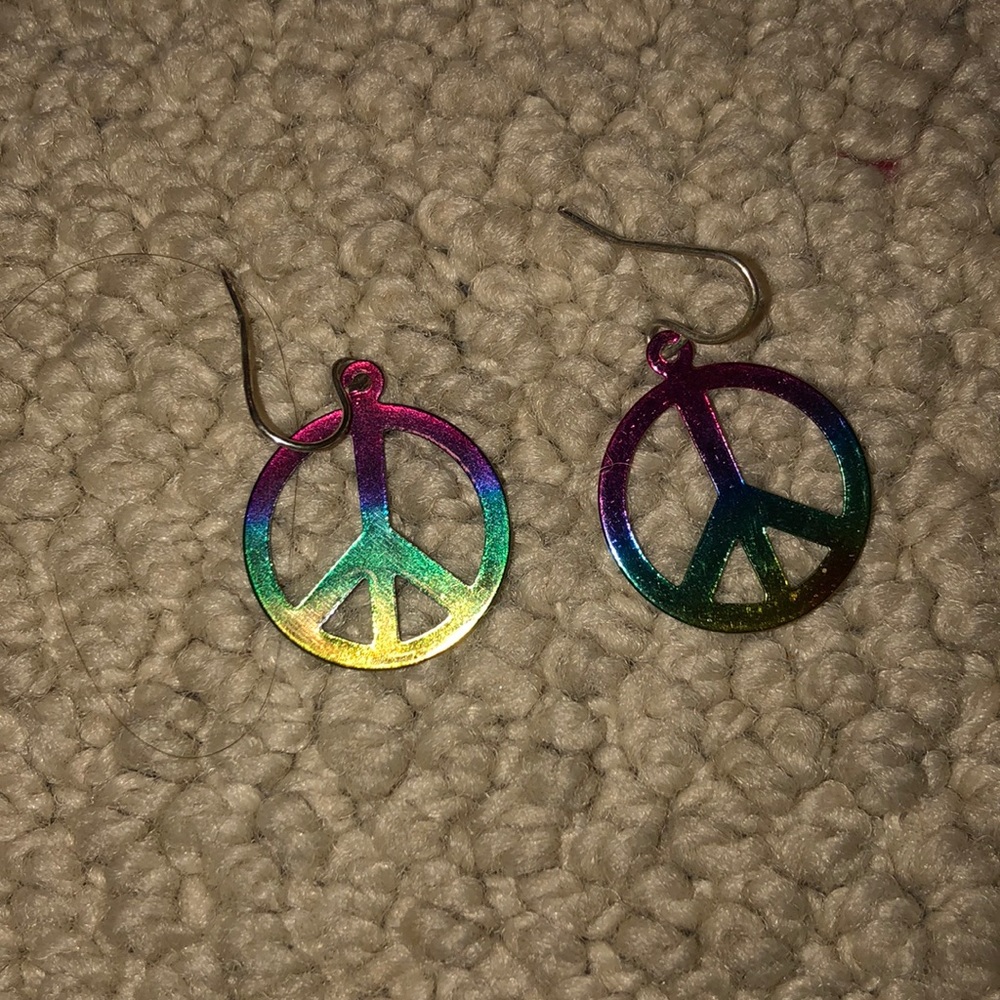 dangling earrings